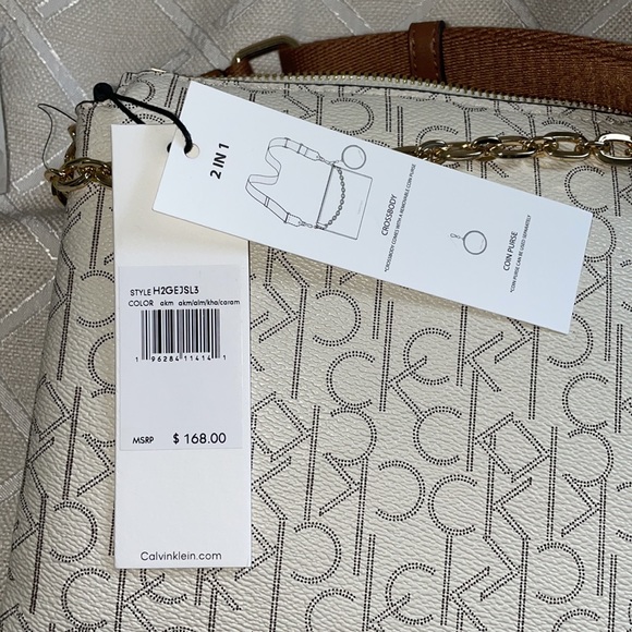 SOLD ๐ฅ๐ฅ2 IN 1 CROSSBODY CALVIN KLEIN BAG - Picture 15 of 17